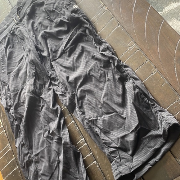 Studio Crop Size 6 - Picture 5 of 11